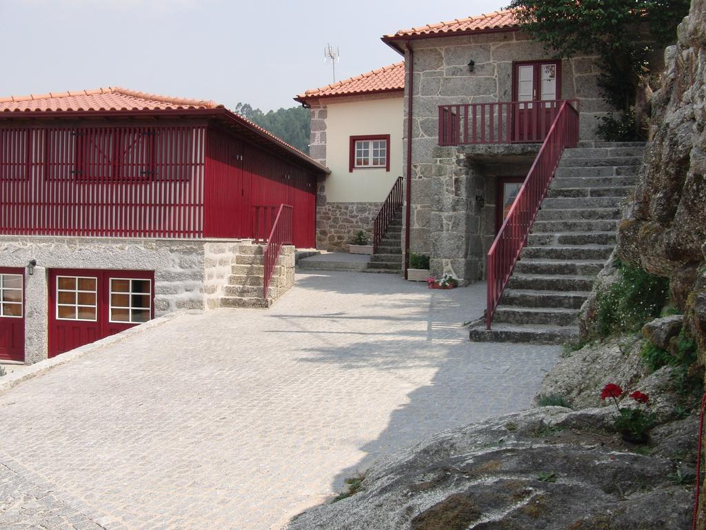 Villa Quinta Do Riacho Póvoa de Lanhoso Exterior foto